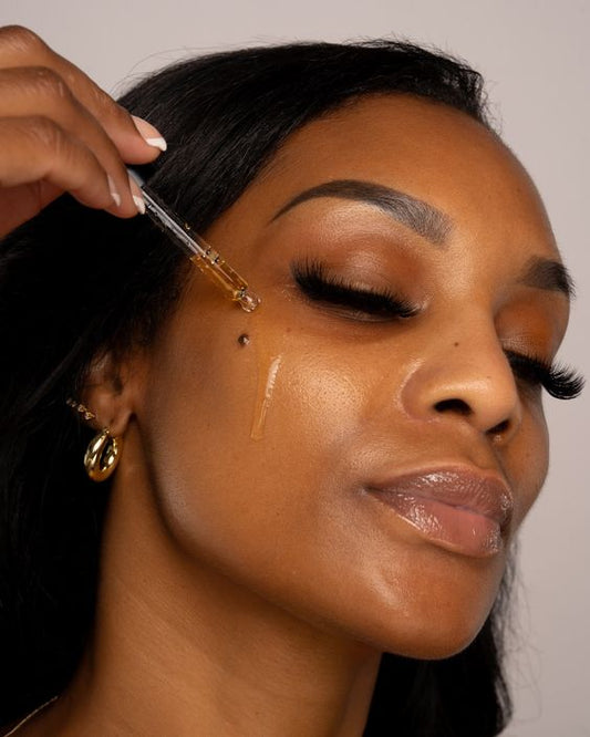 SERUM HUILEUX ANTI TACHE AU CURCUMA