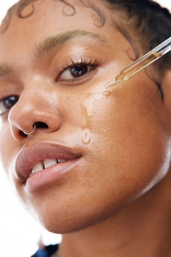 ROUTINE NETTOYANT AU CURCUMA JOUR